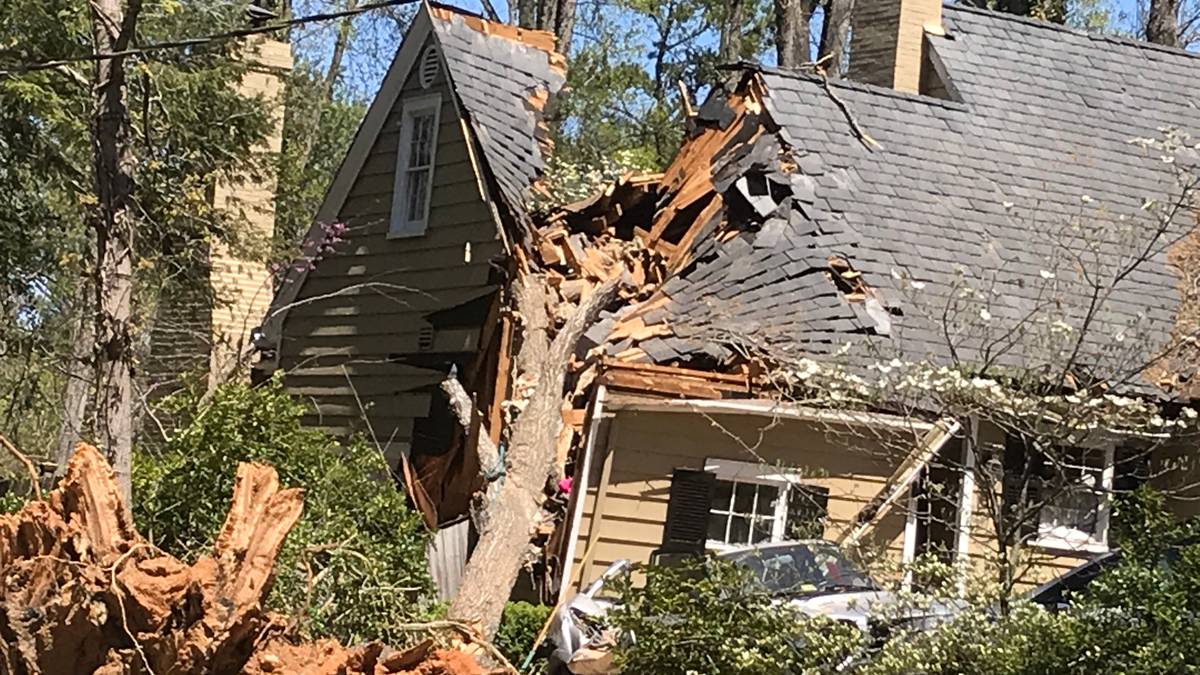 Storm Damage Rebuild in St. Petersburg FL That Gets You Home Fast